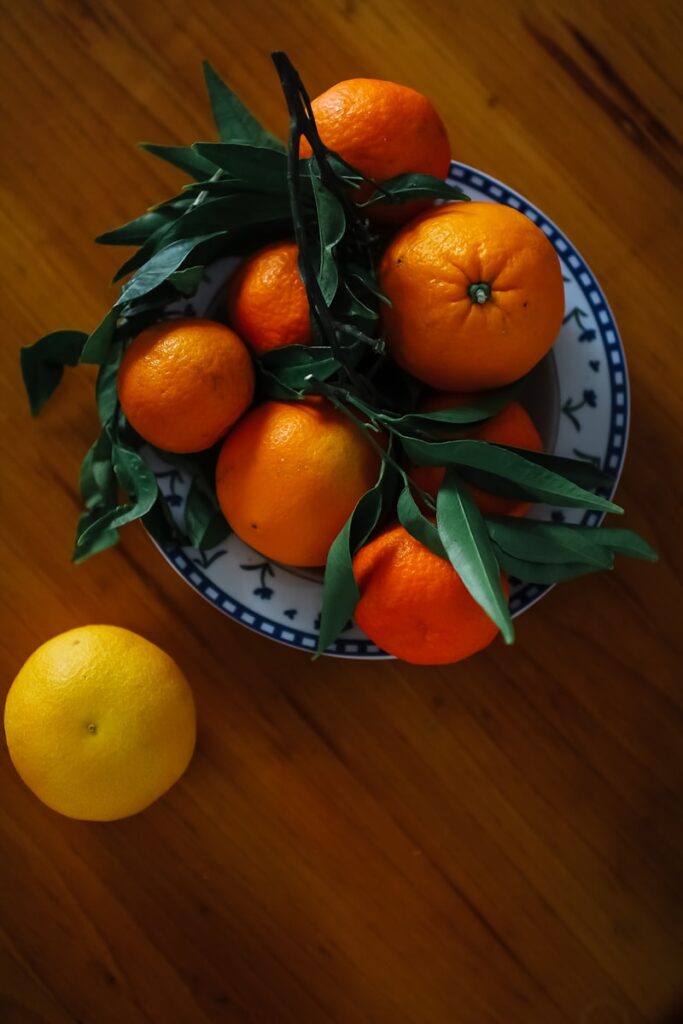 a bowl of oranges